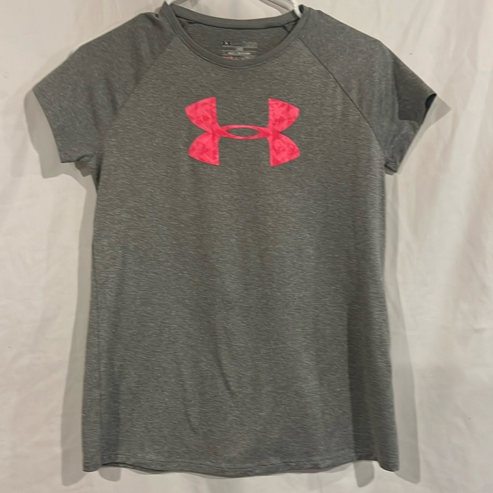 under armor youth large loose heat gear t shirt